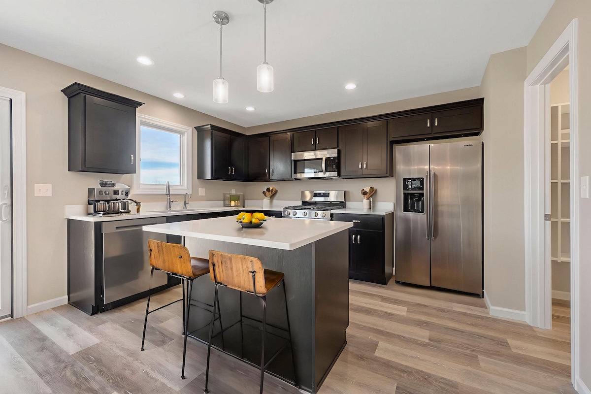 kitchen gabbywood park ridge south 33 Kitchen Industrial 9